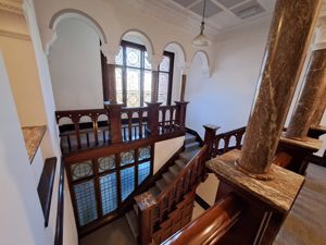 Photo 6- click for photo gallery